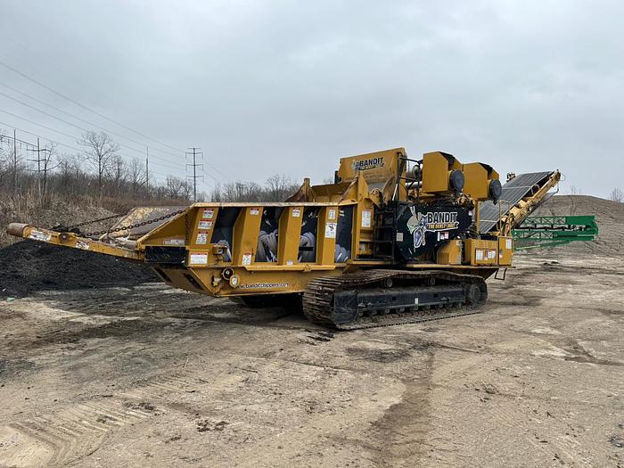 Tips for maintaining and cleaning a tree grinder